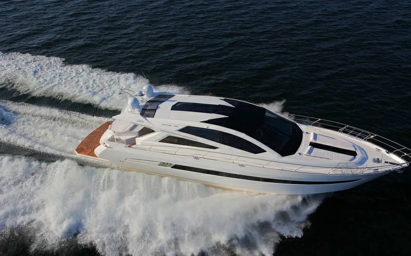 卡帝尔(Galeon)700Raptor运动游艇