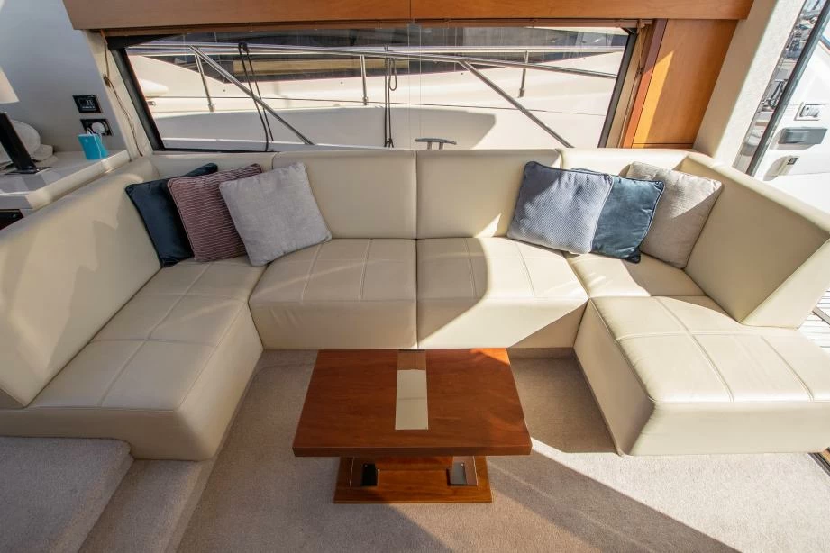 圣汐克(Sunseeker)Predator53运动游艇沙龙