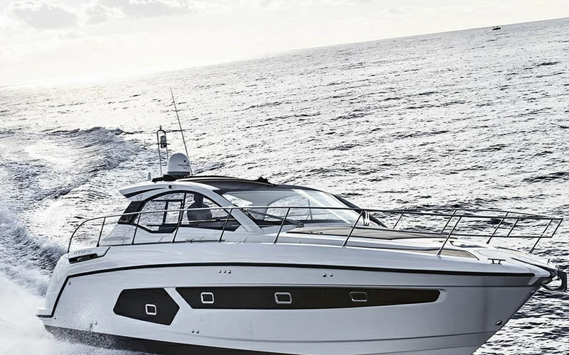 阿兹慕(Azimut)Atlantis43运动游艇