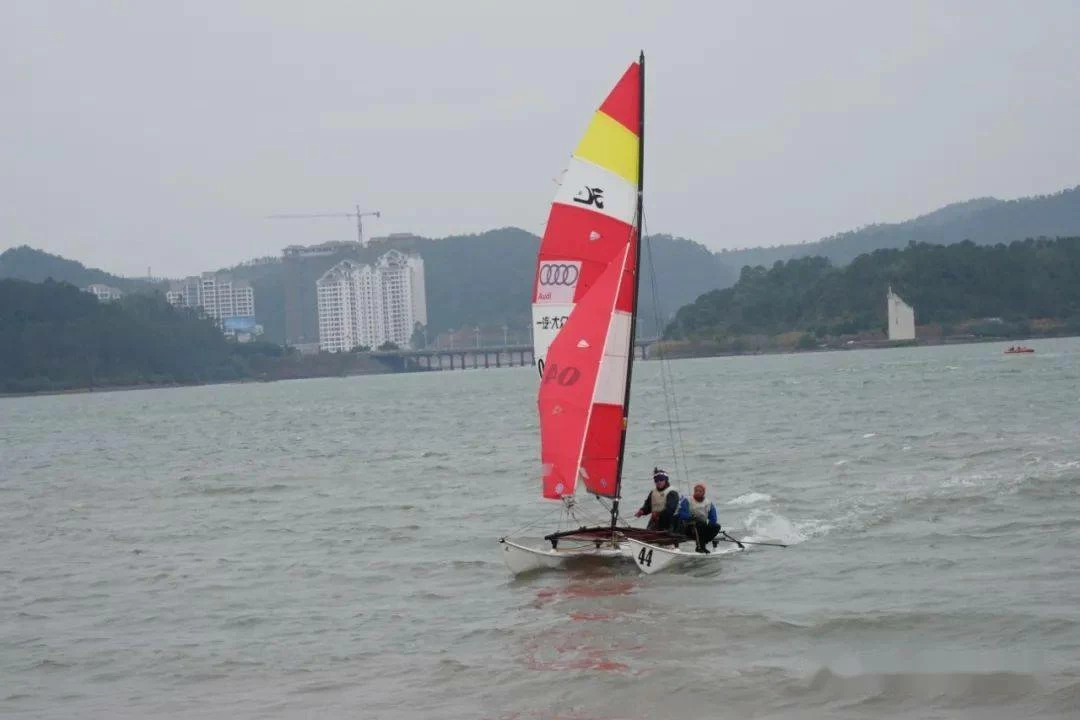 第二届北部湾城市帆船邀请赛圆满落幕