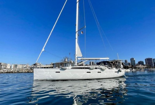 巴伐利亚Cruiser51二手帆船价格380万(仅使用730小时)