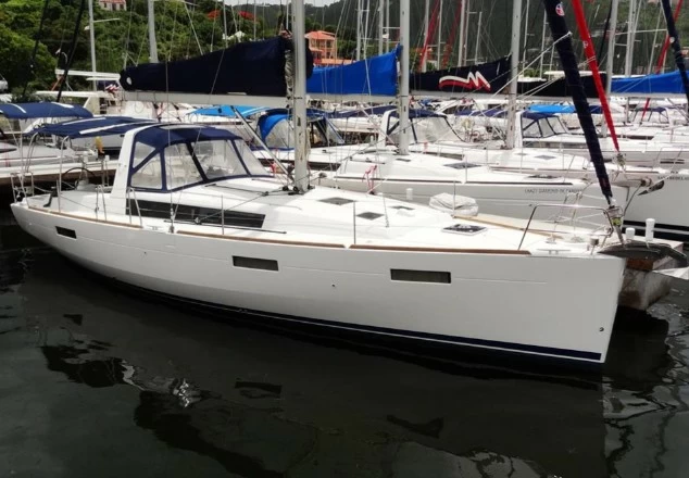 博纳多（Beneteau）遨享仕41帆船