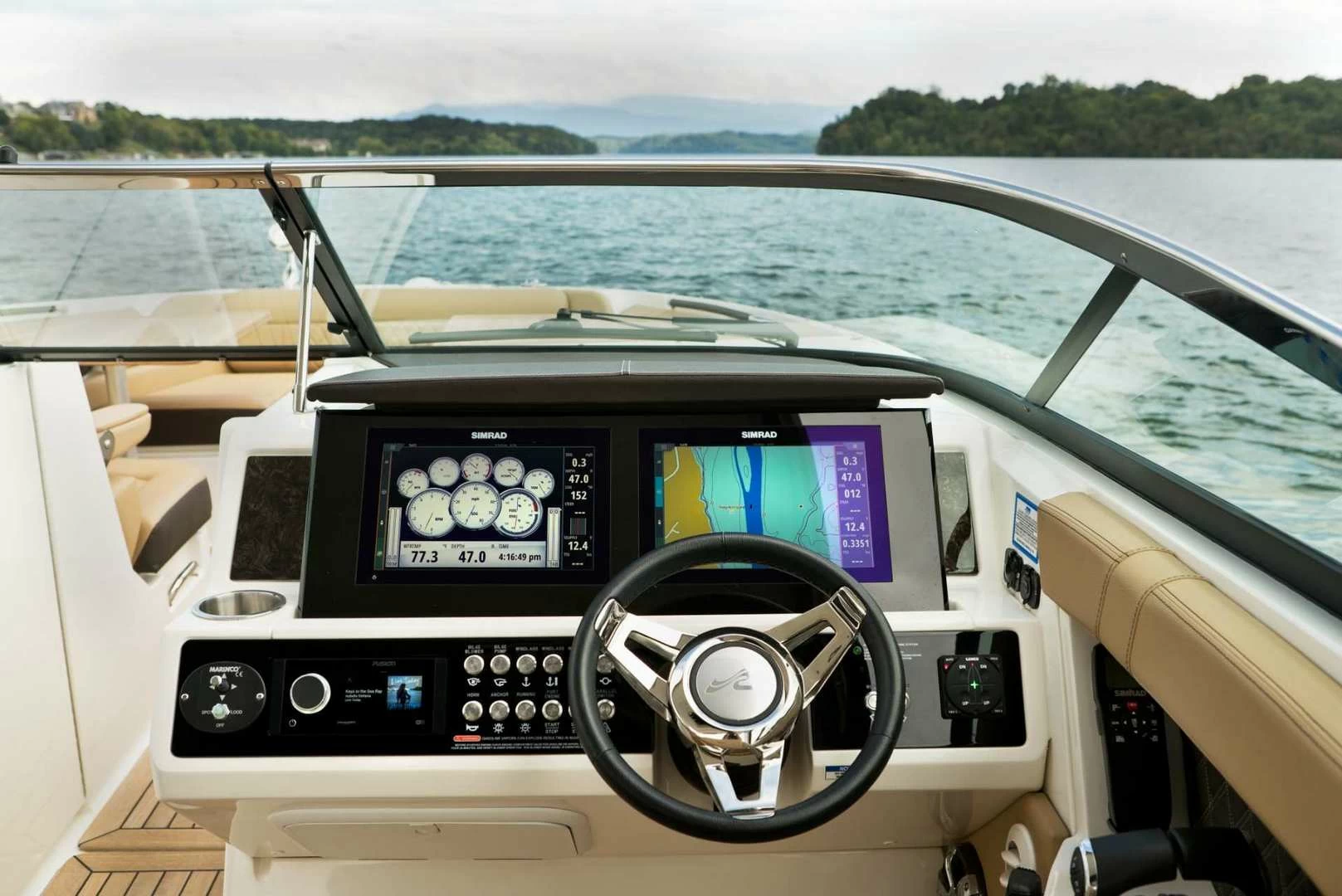 希瑞(SeaRay)350SLX运动游艇中控