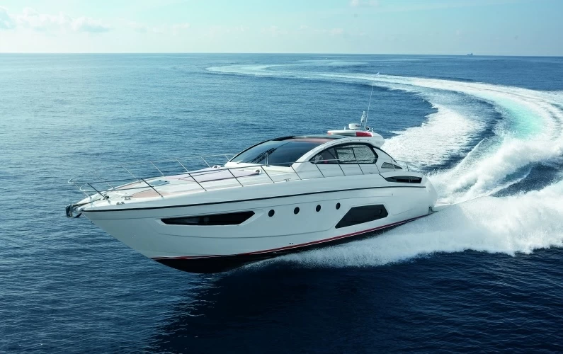 阿兹慕(Azimut)Atlantis58运动游艇