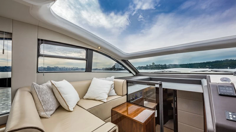 菲尔兰(Fairline)Targa50GT运动游艇
