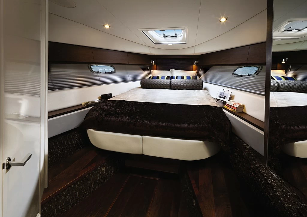 希瑞（SeaRay）410Sundancer运动游艇卧室