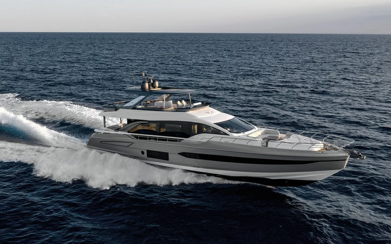 阿兹慕Azimut78飞桥游艇，新艇价格4500万 附参数图片