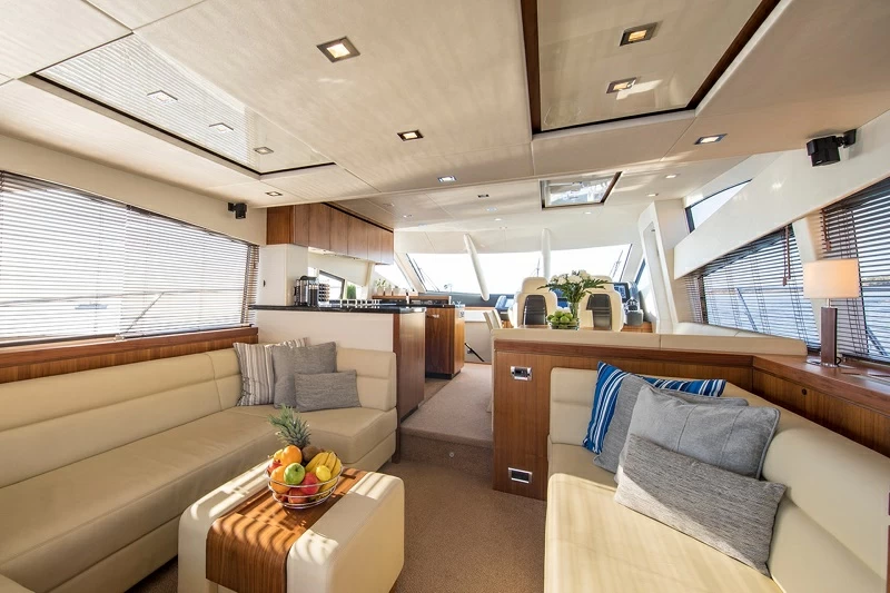 圣汐克（Sunseeker）Manhattan63飞桥游艇沙龙