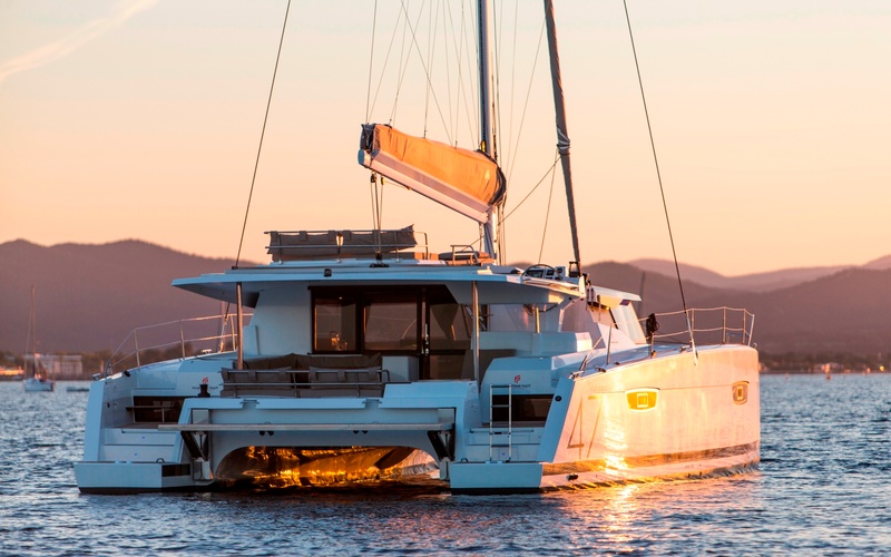 枫丹白露（Fountaine Pajot）Saona47双体帆船