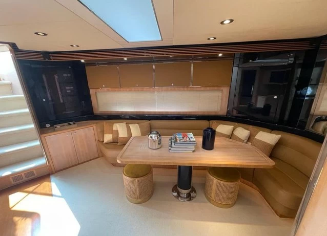 丽娃（Riva）59Mercurius游艇沙龙