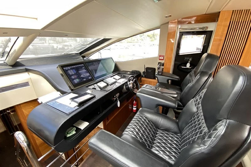 圣汐克（Sunseeker）80Sport游艇中控