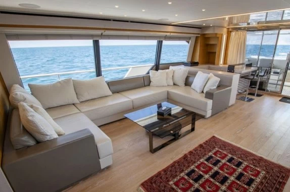 定制法拉帝（CustomLine）Navetta28二手豪华游艇沙龙