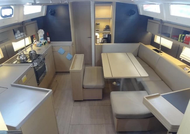 博纳多（Beneteau）遨享仕46.1二手帆船沙龙
