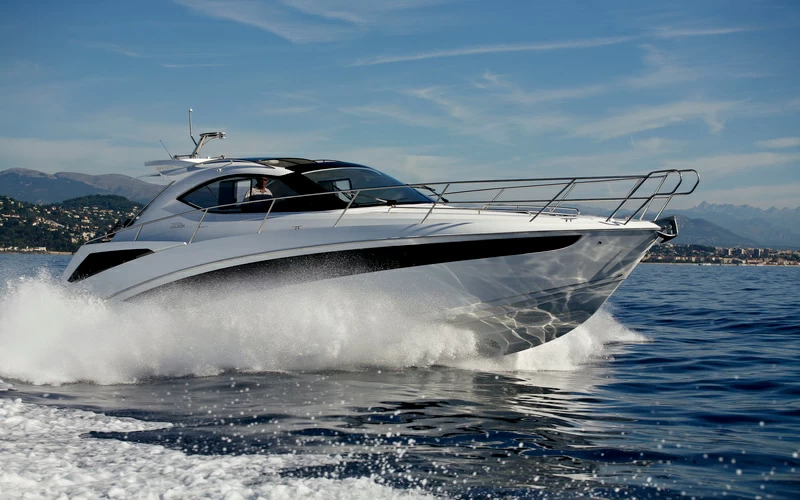 卡帝尔（Galeon）385HTS私人运动游艇