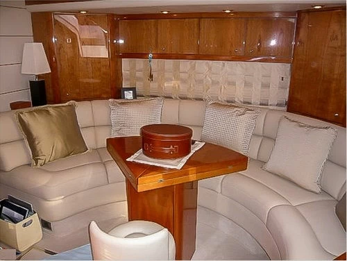 圣汐克（Sunseeker）Portofino47运动游艇沙龙