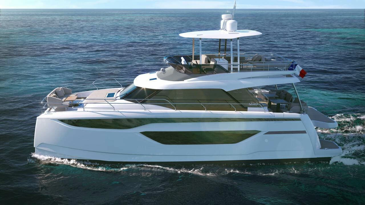 沛海驰（Prestige）M48双体豪华游艇