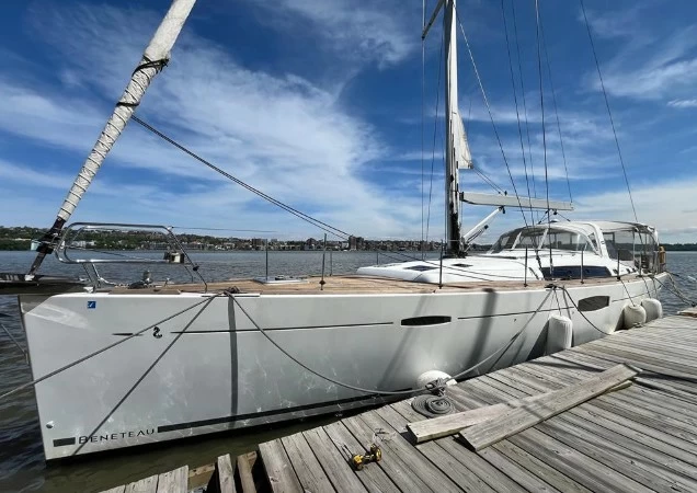 18米博纳多（Beneteau）遨享仕58二手帆船47万欧元
