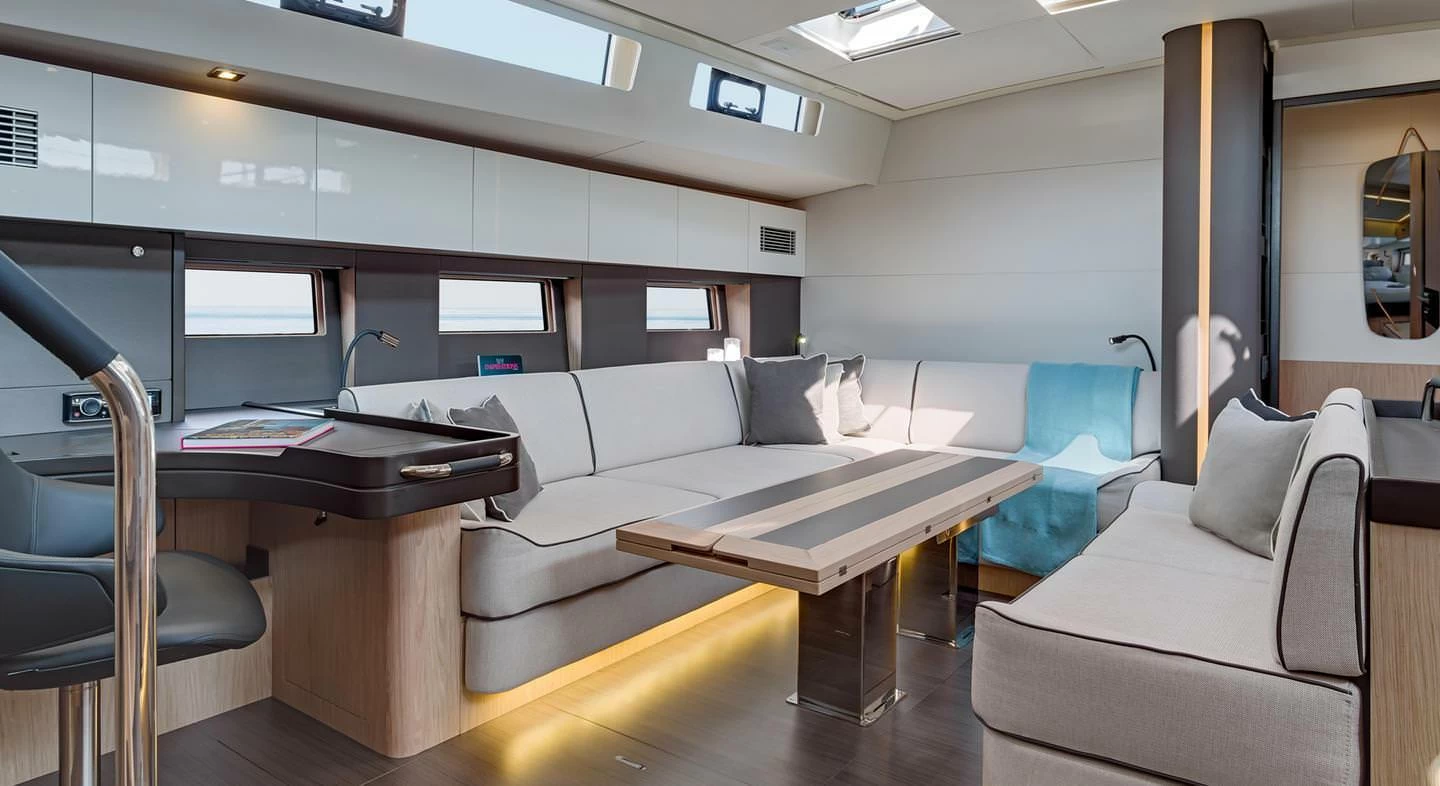 博纳多(Beneteau)遨享仕62单体帆船沙龙