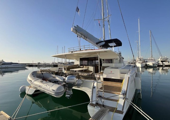 15米枫丹白露（Fountaine Pajot）Saba50二手双体帆船售价850万元