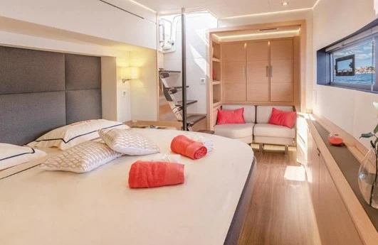 枫丹白露（Fountaine Pajot）Alegria67二手双体帆船卧室