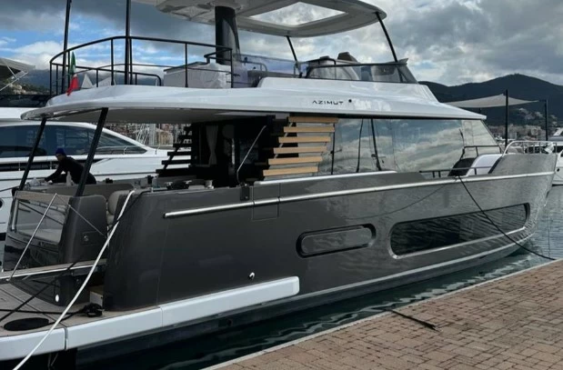 阿兹慕（Azimut）Magellano60豪华游艇