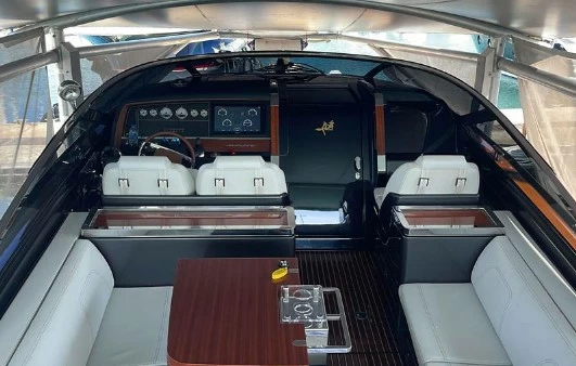 丽娃(Riva)Rivamare38二手运动快艇