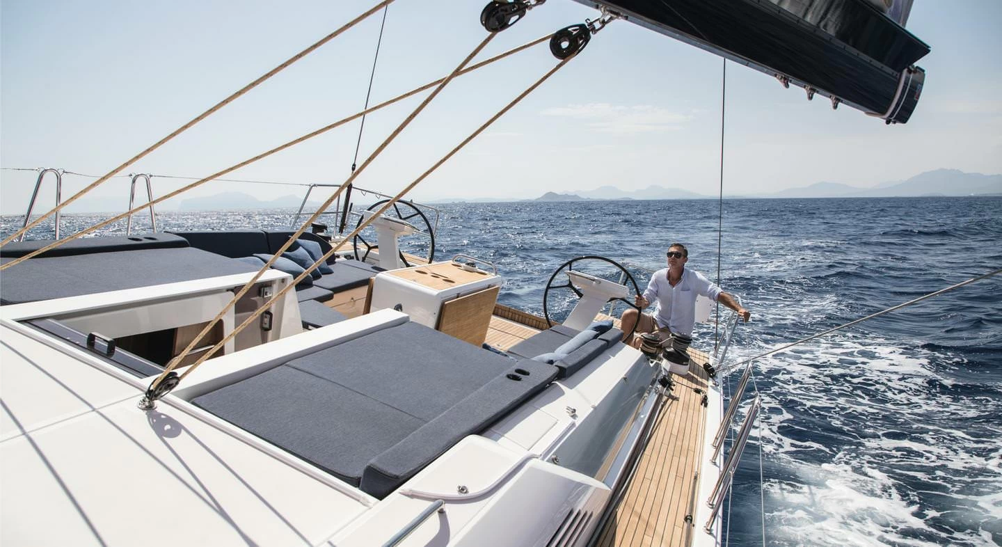 博纳多(Beneteau)遨享仕51.1单体帆船