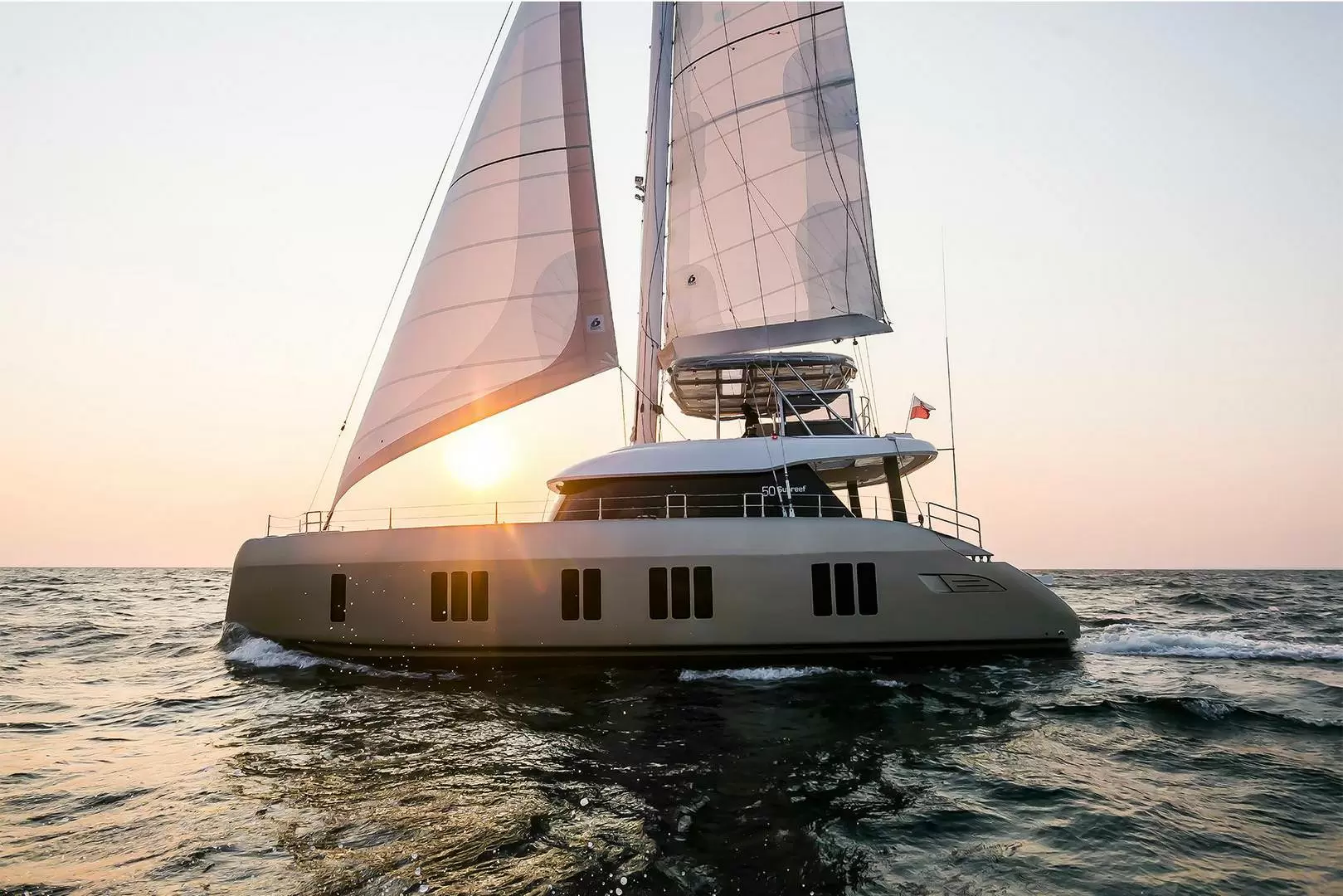 15米太阳礁（Sunreef）50豪华双体帆船售价1500万元