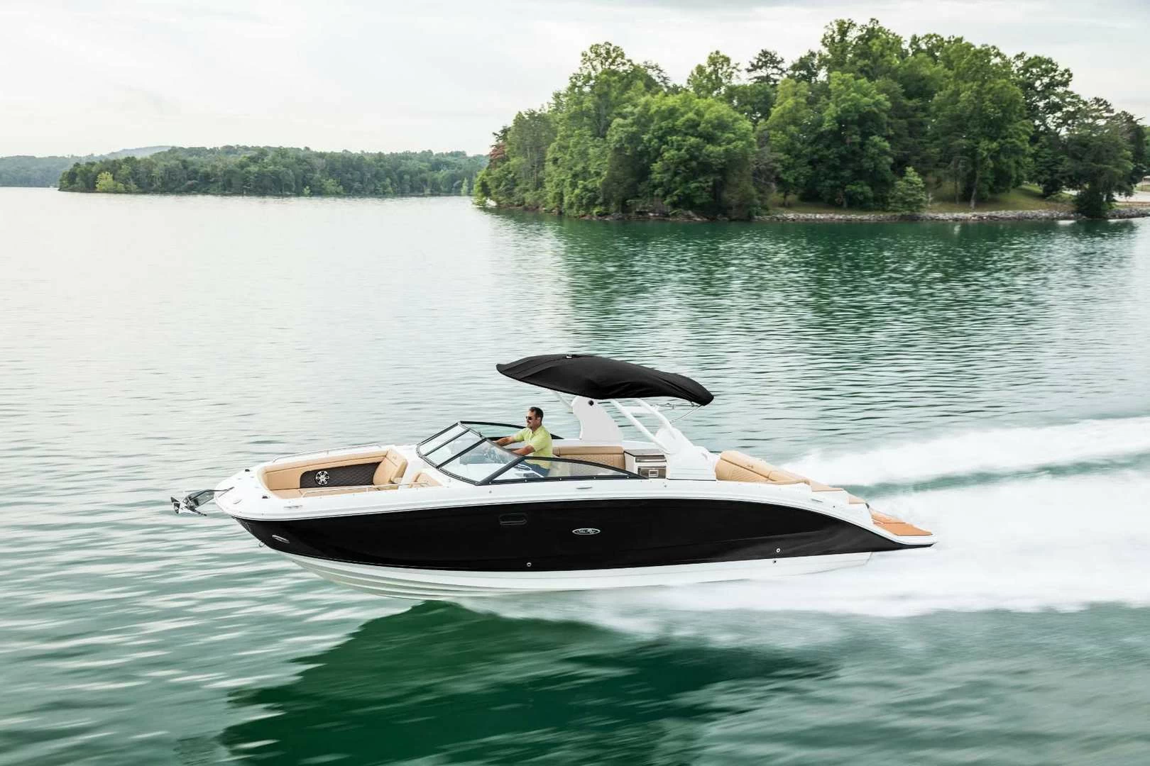 希瑞(SeaRay)SDX290运动游艇