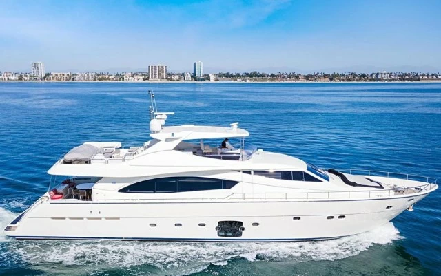 27米法拉帝（Ferretti）88二手豪华游艇价格165万美元