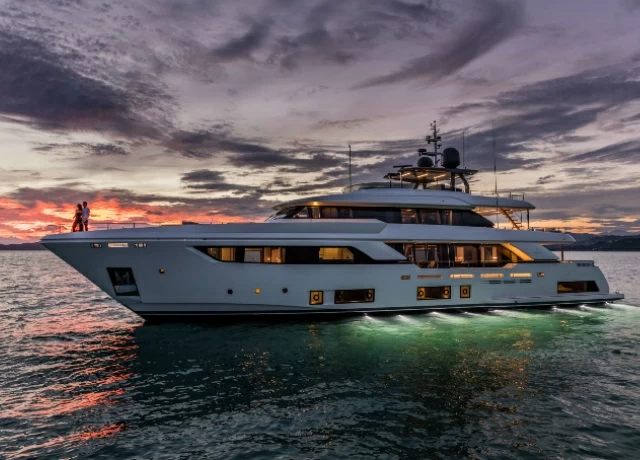 法拉帝Navetta37游艇