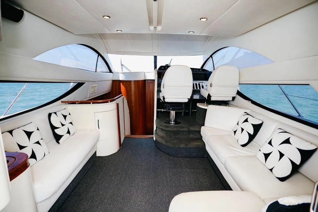 菲尔兰（Fairline）43二手飞桥游艇沙龙