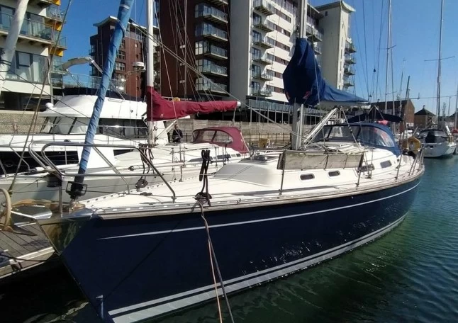 汉斯(Hanse)371二手单体帆船