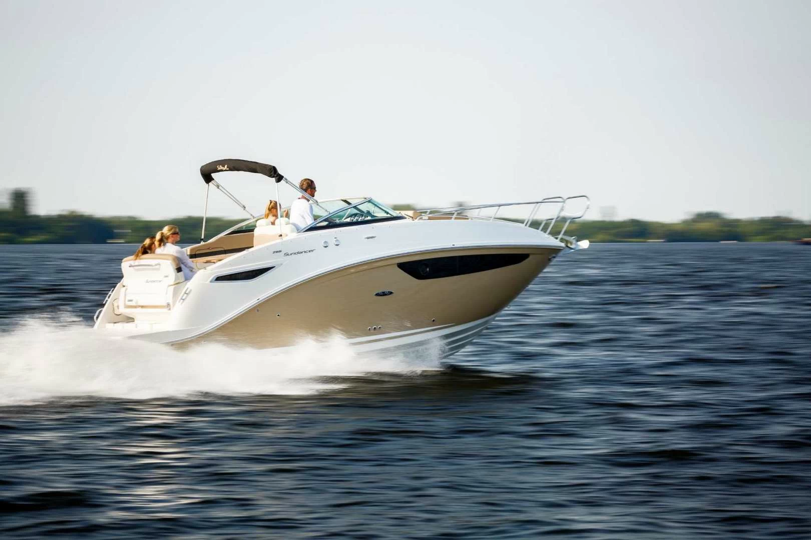 希瑞(SeaRay)Sundancer265运动游艇