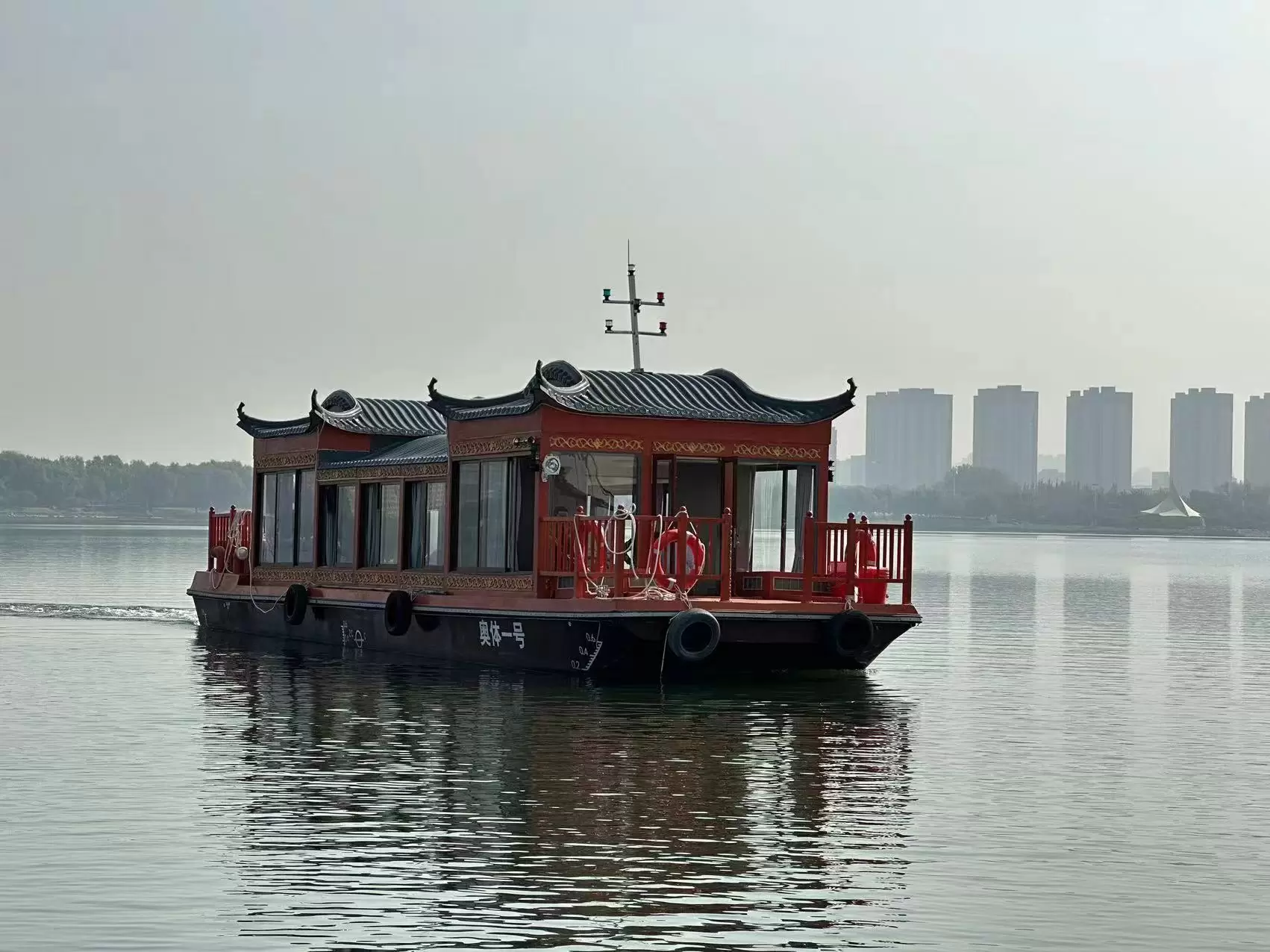 16米电动画舫船 大型仿古观光船 水上餐饮船