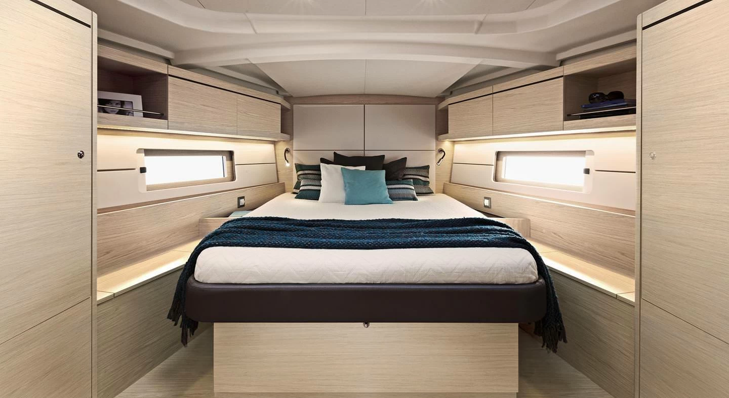 博纳多(Beneteau)遨享仕46.1单体帆船客舱区