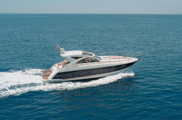 【二手私人游艇】菲尔兰Targa44GT二手游艇，价格25万/13米