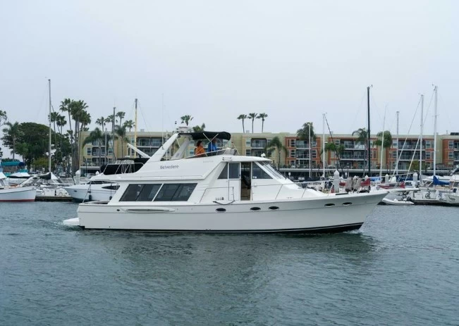 子午线490Pilothouse二手游艇