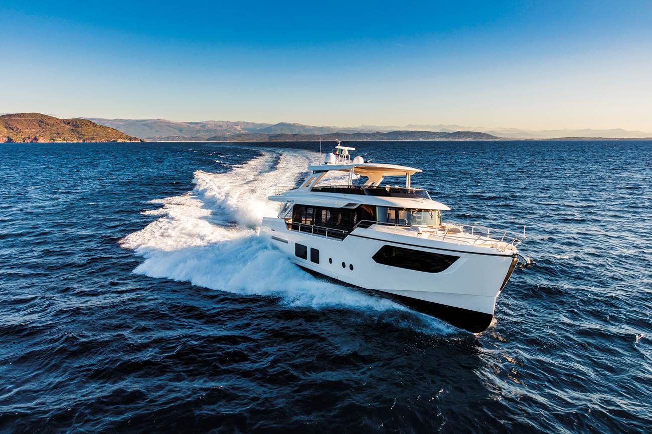 雅舶仕Navetta73豪华飞桥游艇，长22米，价格3500万！