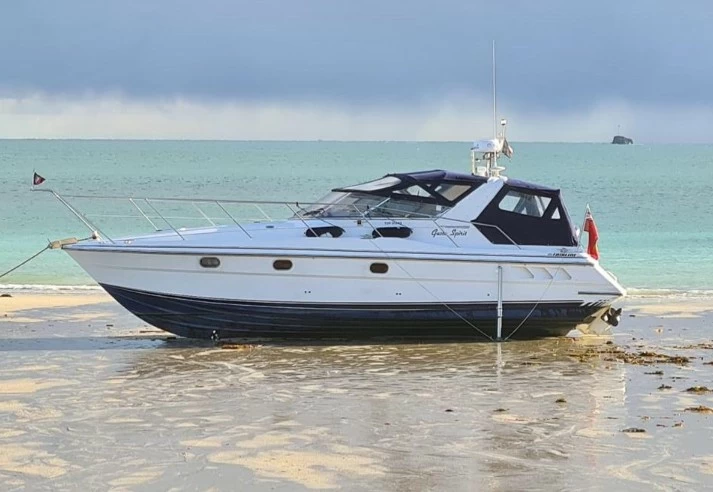 菲尔兰（Fairline）Targa35二手运动快艇