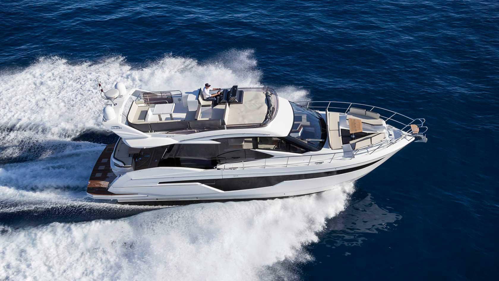 16米长卡帝尔Galeon 500飞桥游艇独特优势分析