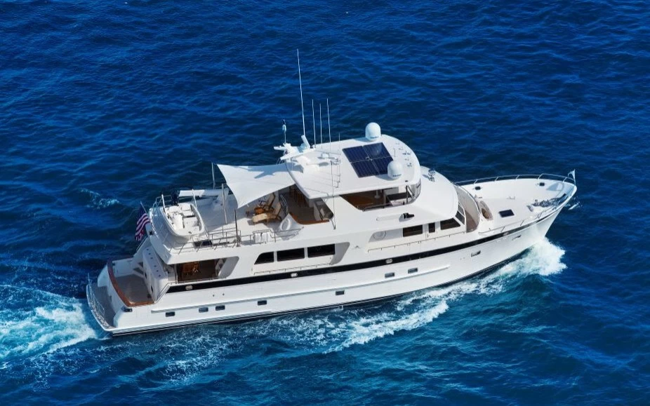 Lynx Yachts
