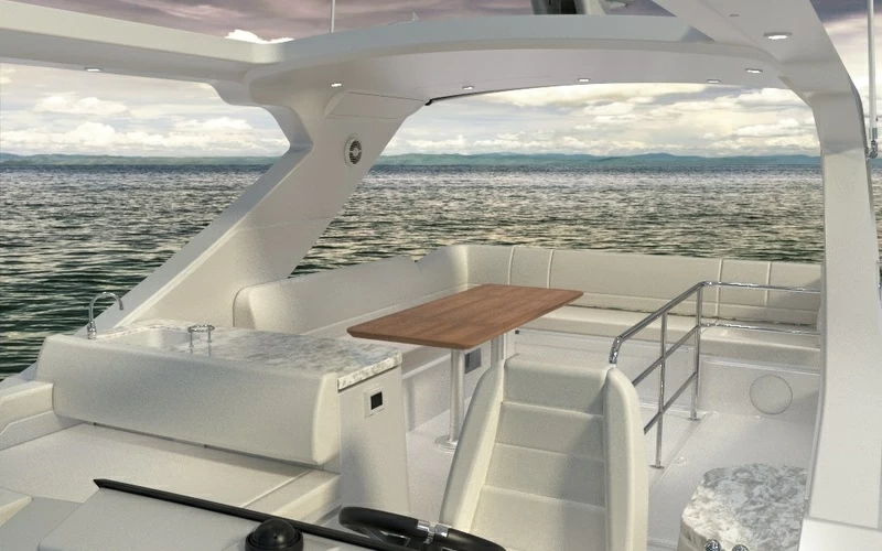 希瑞（SeaRay）520豪华飞桥游艇飞桥区