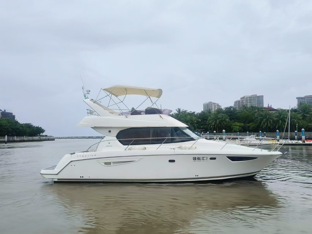 二手飞桥游艇沛海驰400，CCS认证，全国过户无忧