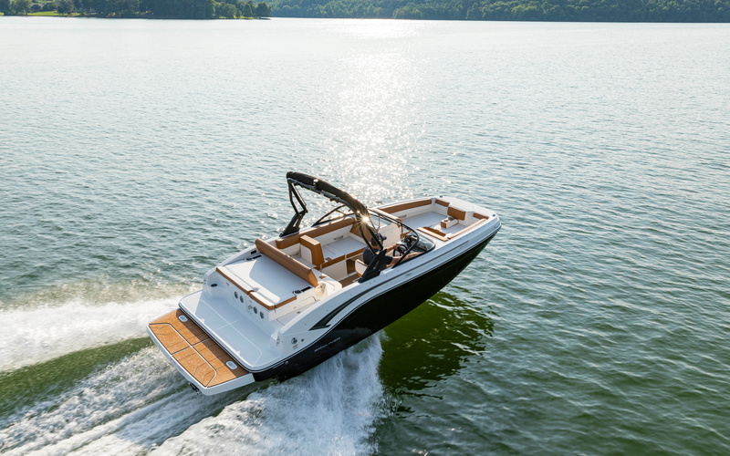 贝琳娜（Bayliner）DX2050快艇
