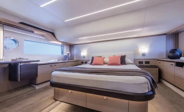 雅舶仕Navetta53探险游艇