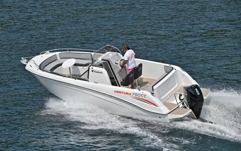 罗德曼790Ventura CC游艇