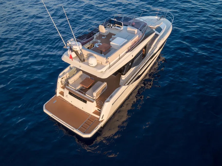 精选15米飞桥游艇，沛海驰Prestige F4，新艇1100万起