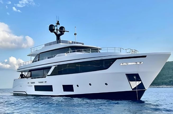 定制法拉帝(CustomLine)Navetta30二手游艇