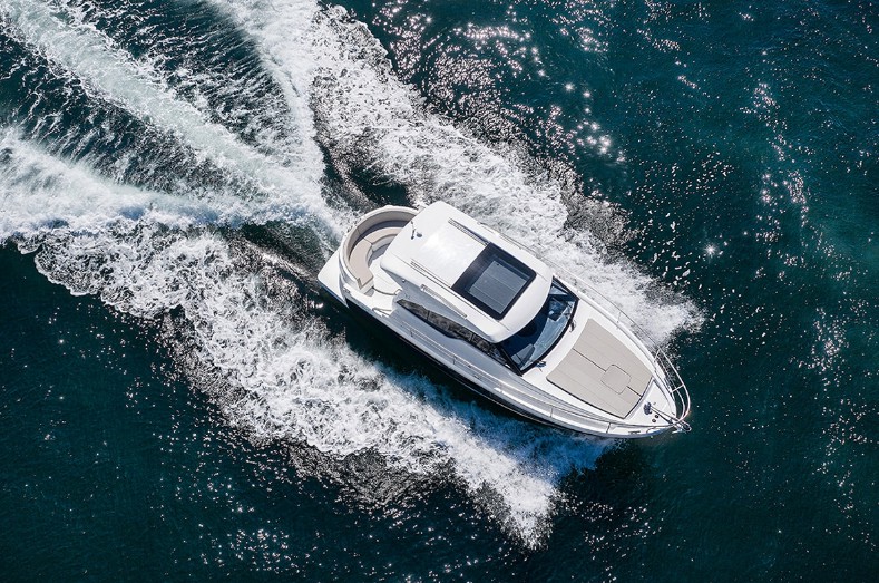 精选全新巡航原图，罗德曼Spirit31 Inboard，价格160万